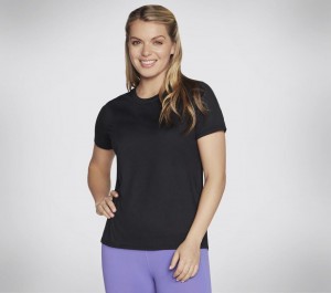 Black Skechers Go Dri Swift Women's T-Shirt | HOCI-29360