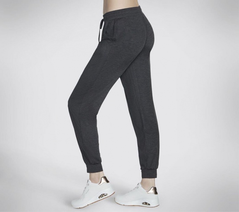 Black Skechers Go Dri Swift Jogger Women's Pants | AQCD-53908