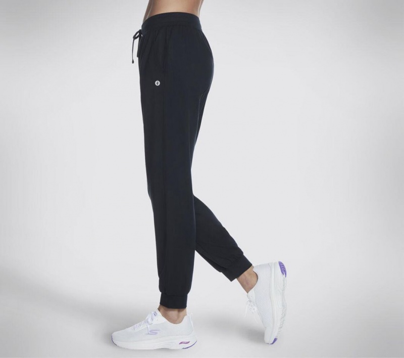 Black Skechers Go Dri Swift Jogger Women's Pants | SDYU-09672