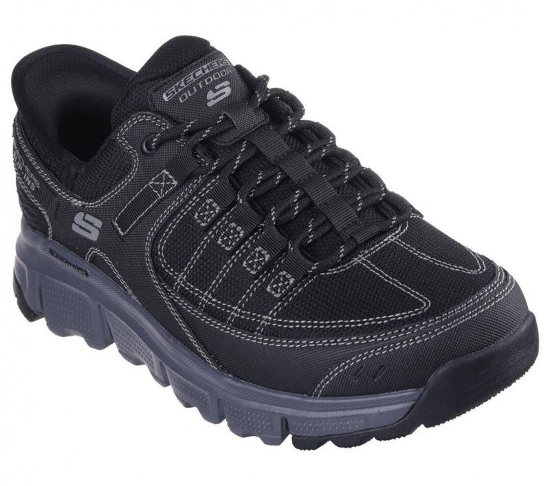 Black Skechers Slip-ins: Summits At Men's Sneakers | BULW-81970