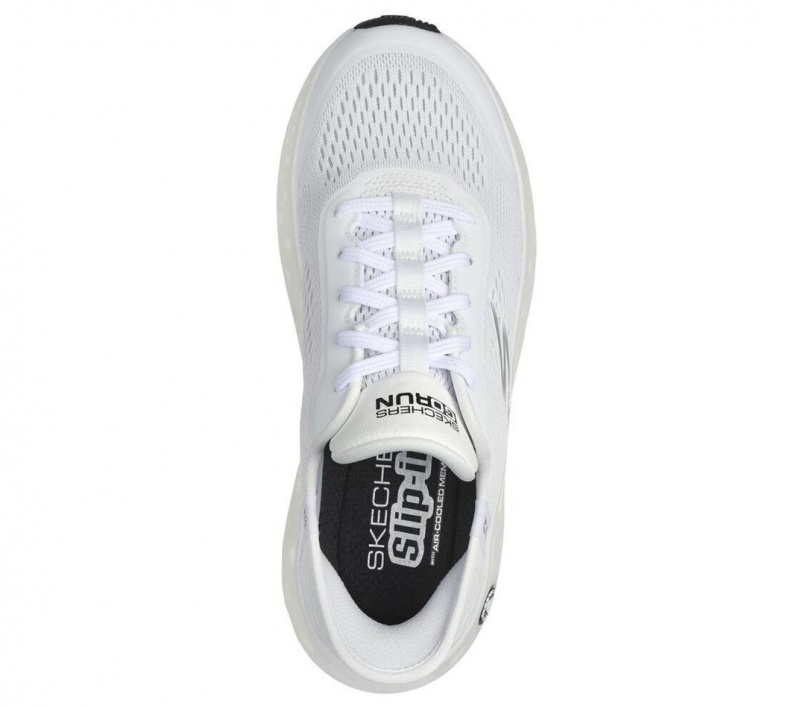 White Skechers Slip-ins: Max Cushioning Hyper Craze Women's Sneakers | UKLC-45907